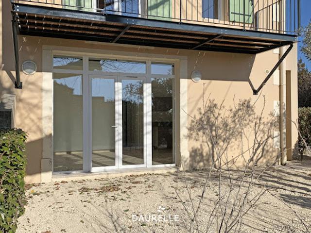 Appartement vente à Arles, Cabannes