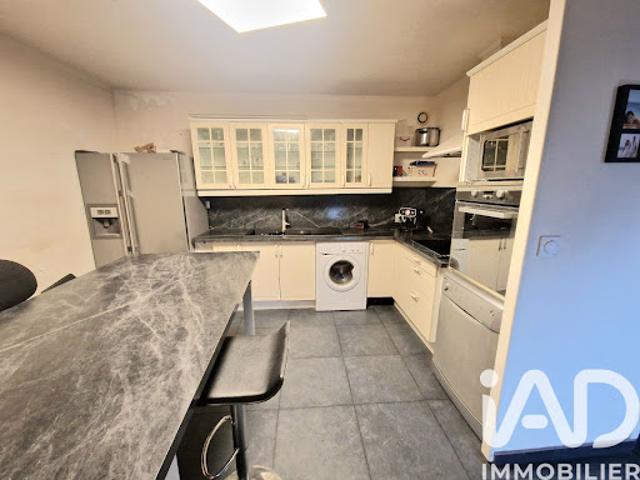 Appartement vente à Résidence de l'Aunette, Ris-Orangis