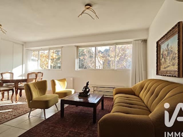 Appartement vente à France métropolitaine, Carnoux-en-provence