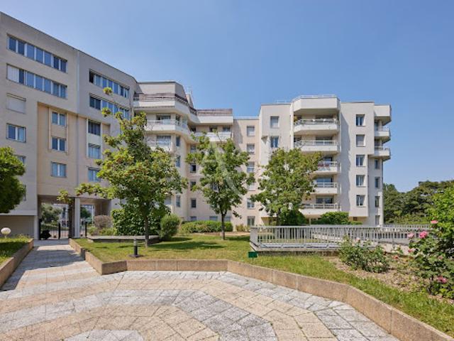 Appartement vente à Quartier Les Hauts d'Issy / Les Epinettes / Le Fort, Issy-les-Moulineaux