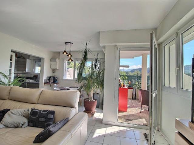 Appartement vente à ZA Le Village d'Entreprises, Sciez