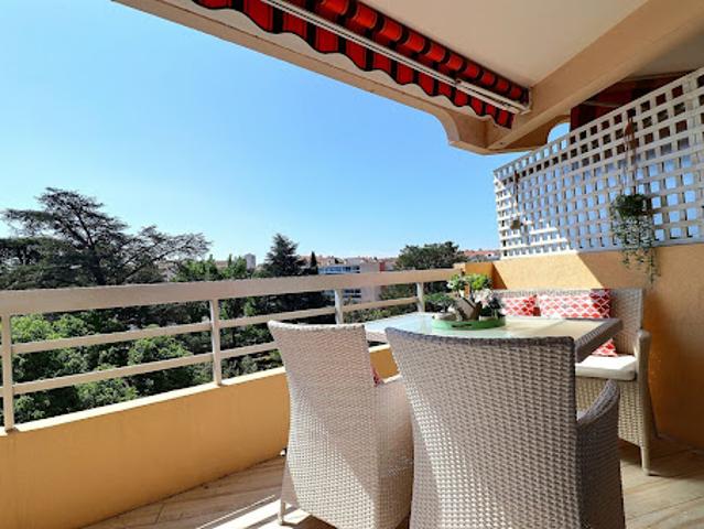 Appartement vente à Arrondissement de Draguignan, Saint-raphaël