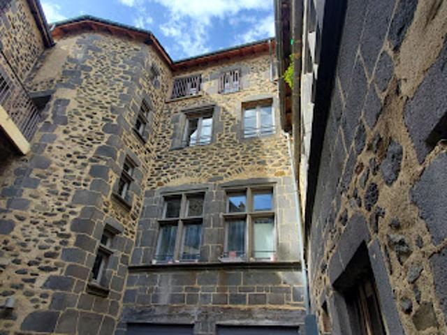 Appartement vente à Saint-Flour, Saint-flour