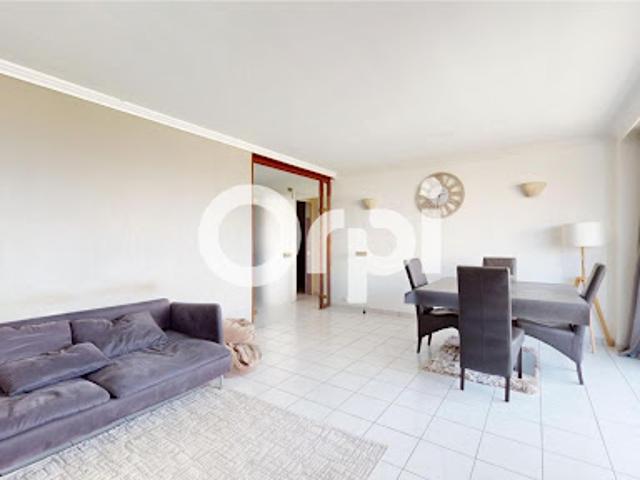 Appartement vente à Les Essarts, Bron