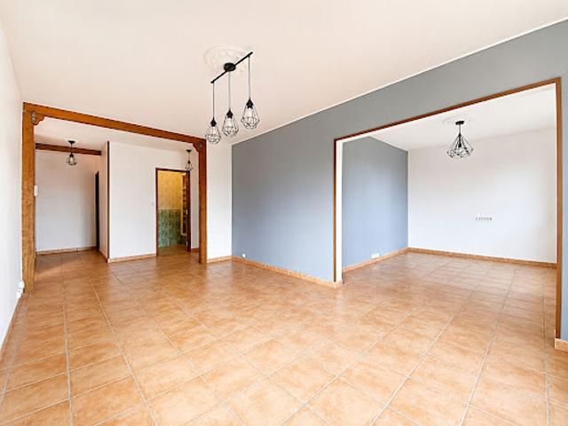 Appartement vente à Parking Place du Martroi, Orléans