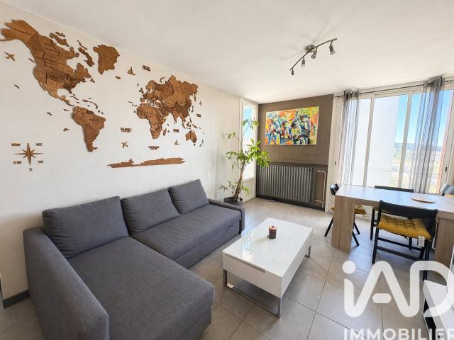 Local Commercial vente à Charleville-Mézières, Charleville-mézières
