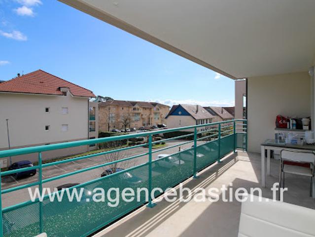 Appartement vente à Cessy, Ain