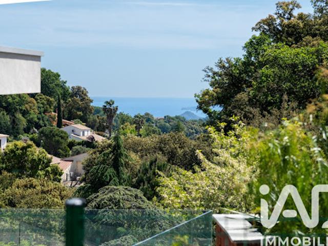Appartement vente à Arrondissement de Draguignan, Les Adrets-de-l'estérel