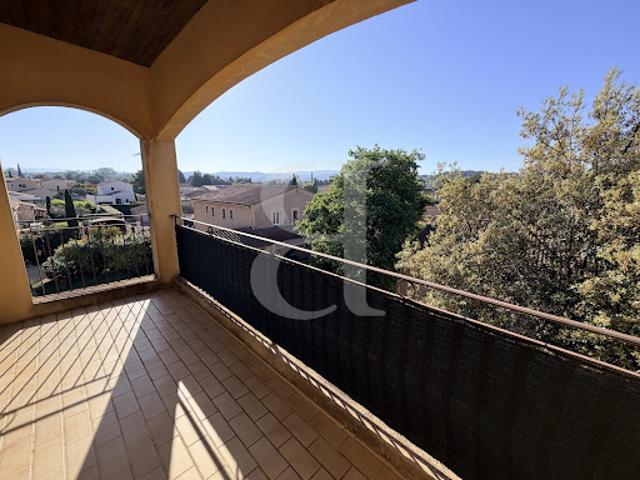 Appartement vente à Carpentras, Pernes-les-fontaines