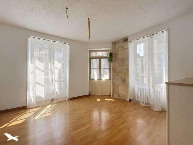 Appartement vente à Fontenay-le-Comte, Fontenay-le-comte