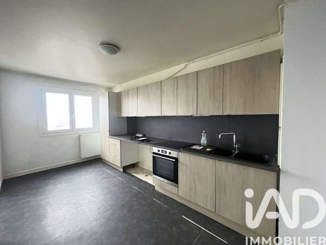 Appartement vente à Charleville-Mézières, Prix-lès-mézières