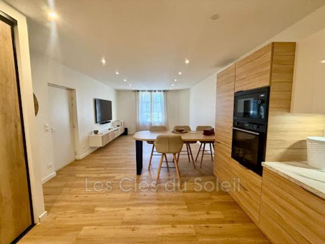 Appartement vente à Arrondissement de Toulon, Hyères