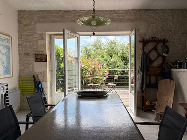 Appartement vente à Les Comtesses, La Flotte
