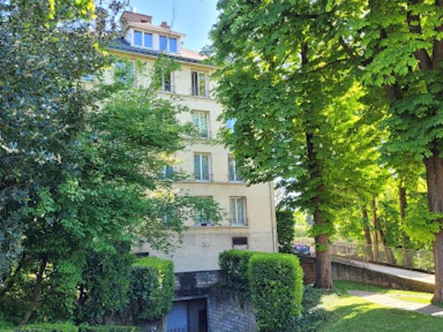 Appartement vente à Hameau de Bois Preau, Rueil-Malmaison