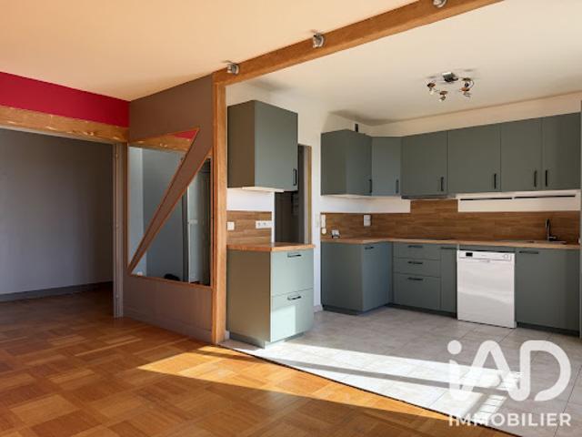 Appartement vente à Hameau de Bois Preau, Rueil-Malmaison