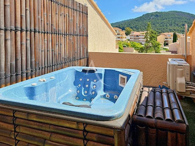 Appartement vente à Arrondissement de Toulon, Carqueiranne