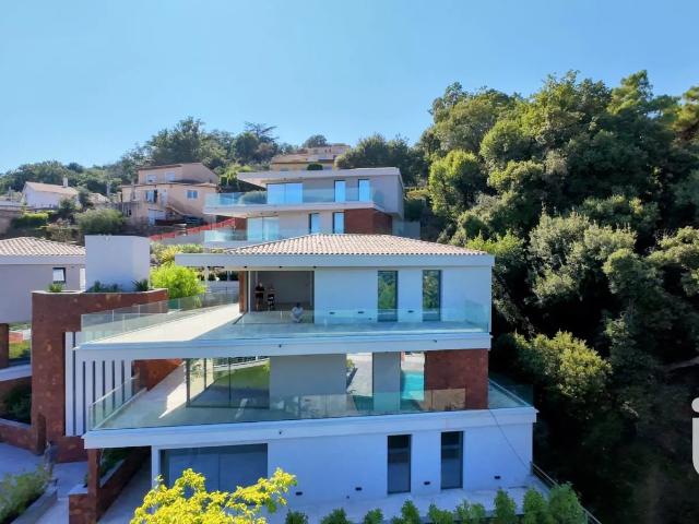 Appartement vente à Arrondissement de Draguignan, Les Adrets-de-l'estérel