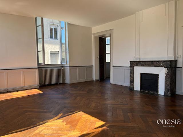 Appartement vente à Oloron-Sainte-Marie, Oloron-sainte-marie