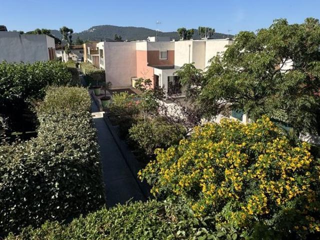 Appartement vente à Arrondissement de Toulon, Hyères