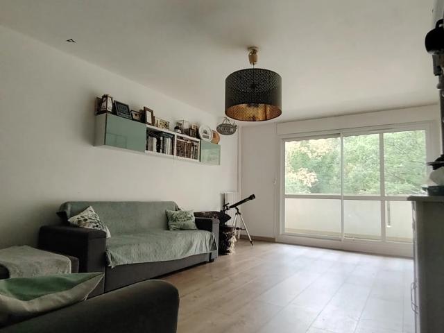 Appartement vente à Champagne, Les Ulis