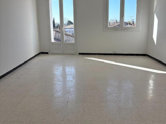 Appartement vente à Carpentras, Monteux