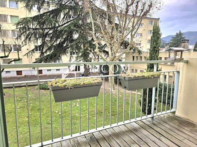 Appartement vente à France métropolitaine, Guilherand-granges