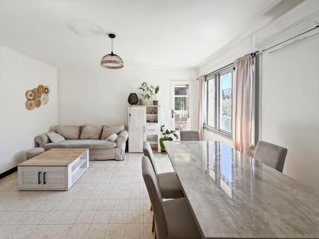 Appartement vente à Arrondissement de Toulon, Hyères