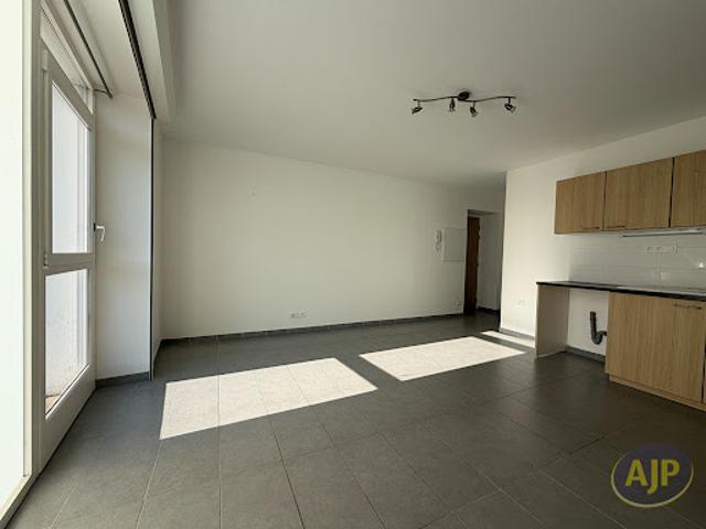 Appartement vente à Saintes, Gémozac