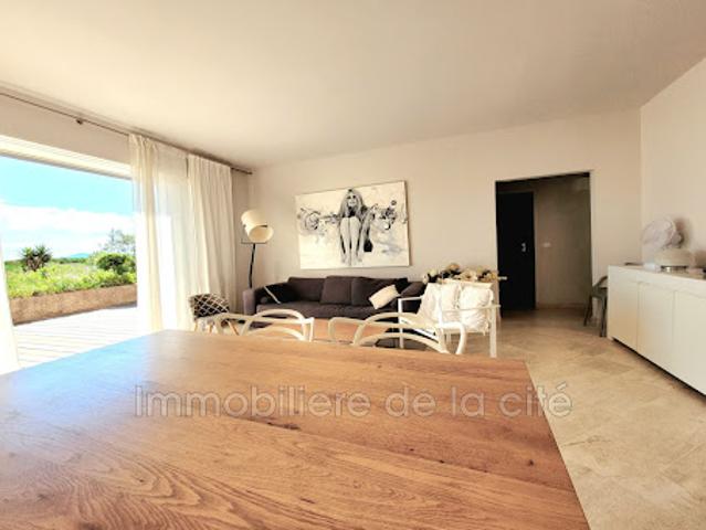 Appartement vente à Arrondissement de Draguignan, Grimaud