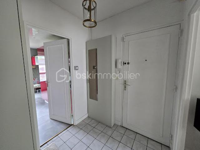 Appartement vente à Cour St Sauveur, Nevers