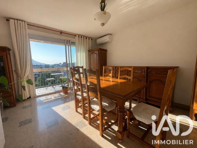 Appartement vente à Arrondissement de Toulon, Ollioules