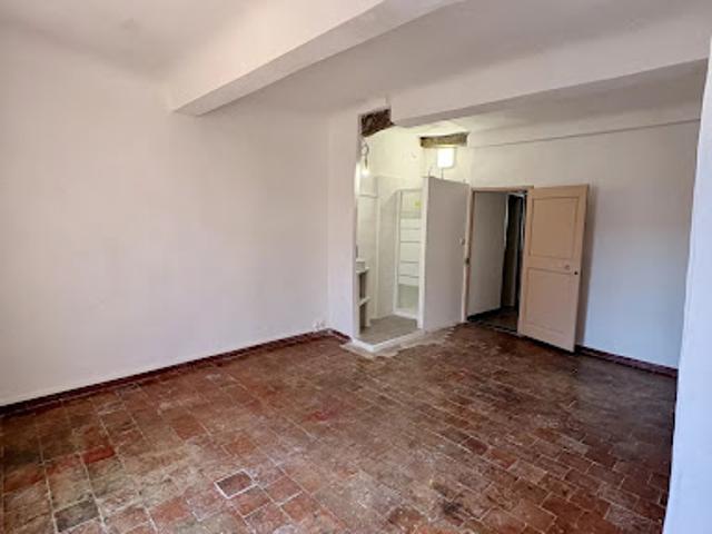 Appartement vente à Brignoles, Cotignac