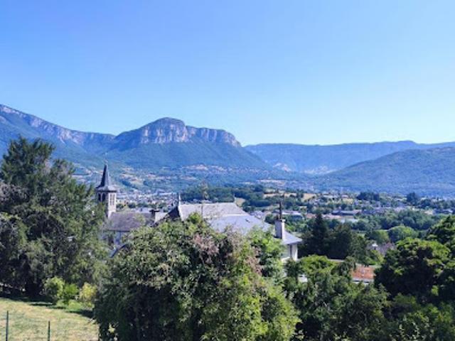 Appartement vente à Zone artisanale de la Peysse, La Ravoire