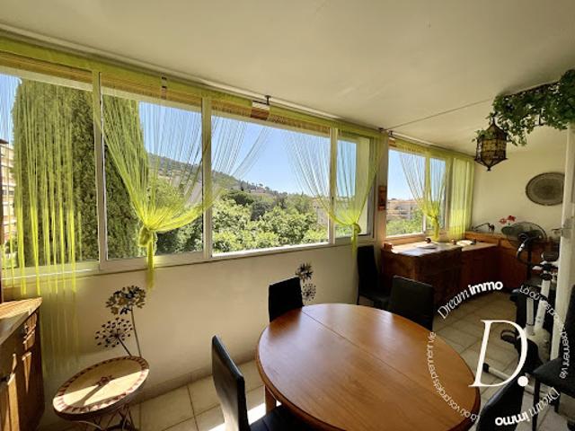 Appartement vente à Arrondissement de Toulon, Hyères