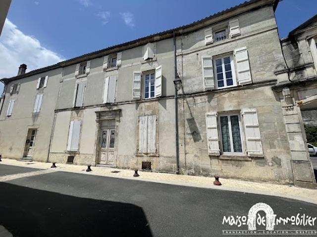 Appartement vente à Cognac, Vieux Cognac