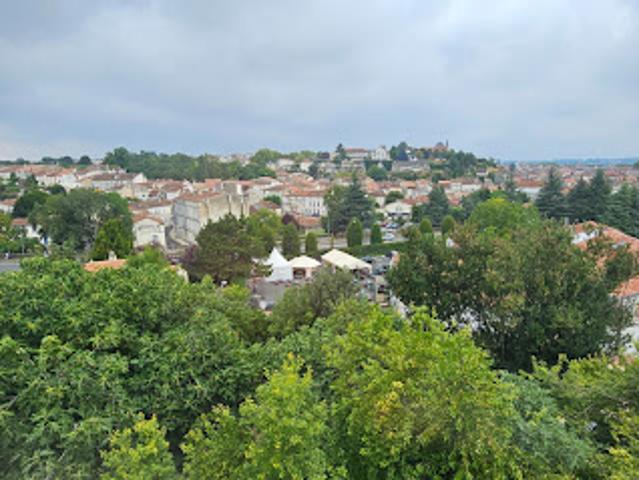 Appartement vente à Saintes