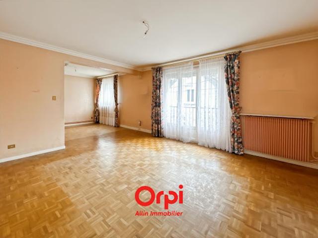 Appartement vente à Montluçon, Allier