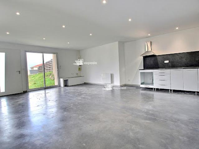 Appartement vente à Le Cluzel, Lézigneux