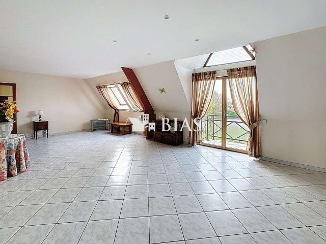 Appartement vente à Bernay, Bourg-achard