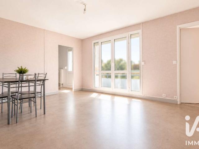 Appartement vente à Charleville-Mézières, Prix-lès-mézières