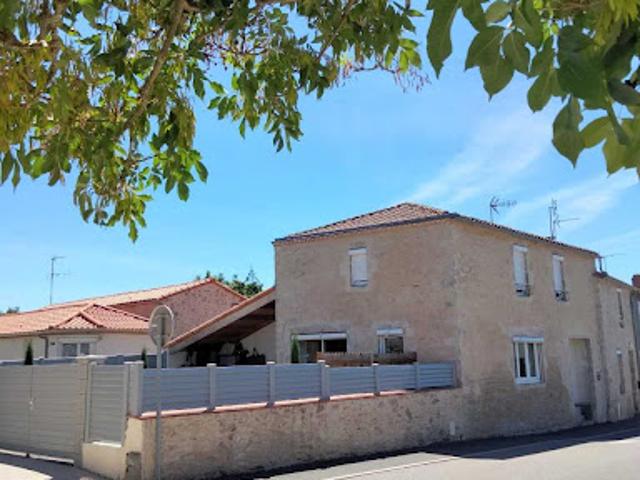 Maison vente à La Roche-sur-Yon, La Gaubretière