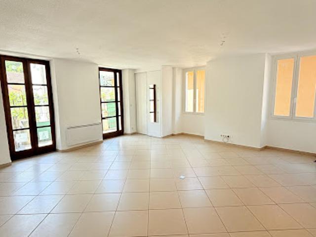 Appartement vente à Nice, Saint-sauveur-sur-tinée