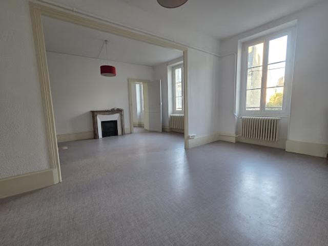 Appartement vente à Cour St Sauveur, Nevers