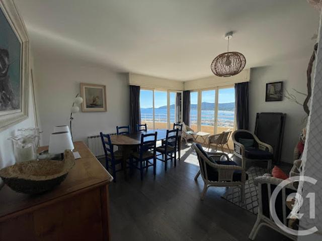 Appartement vente à Arrondissement de Toulon, Le Lavandou