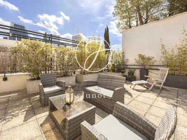 Appartement vente à Quartier Cœur de Ville, Courbevoie