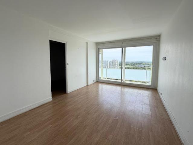 Appartement vente à Les Hameaux de la Roche, Ris-Orangis