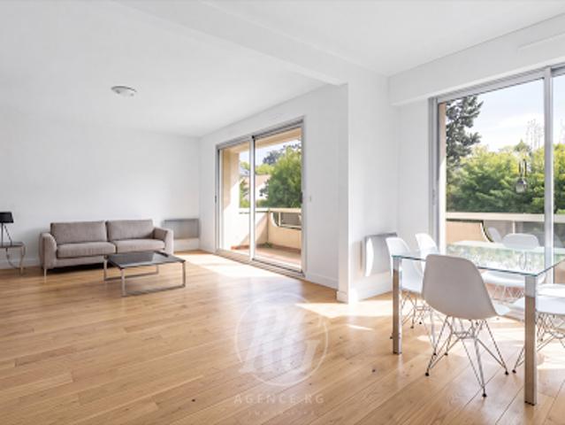 Appartement vente à Marnes-la-Coquette, Hauts-de-Seine
