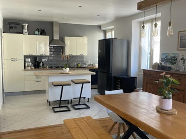 Appartement vente à La Tour-du-Pin, Le Pont-de-beauvoisin