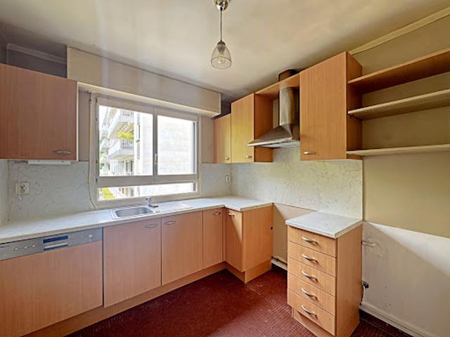 Appartement vente à Parking Place du Martroi, Orléans