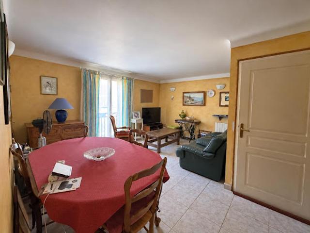 Appartement vente à Vins-sur-Caramy, Var